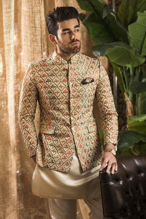 Embroidered Bandhgalla with 'Jafri' Pattern in Gold