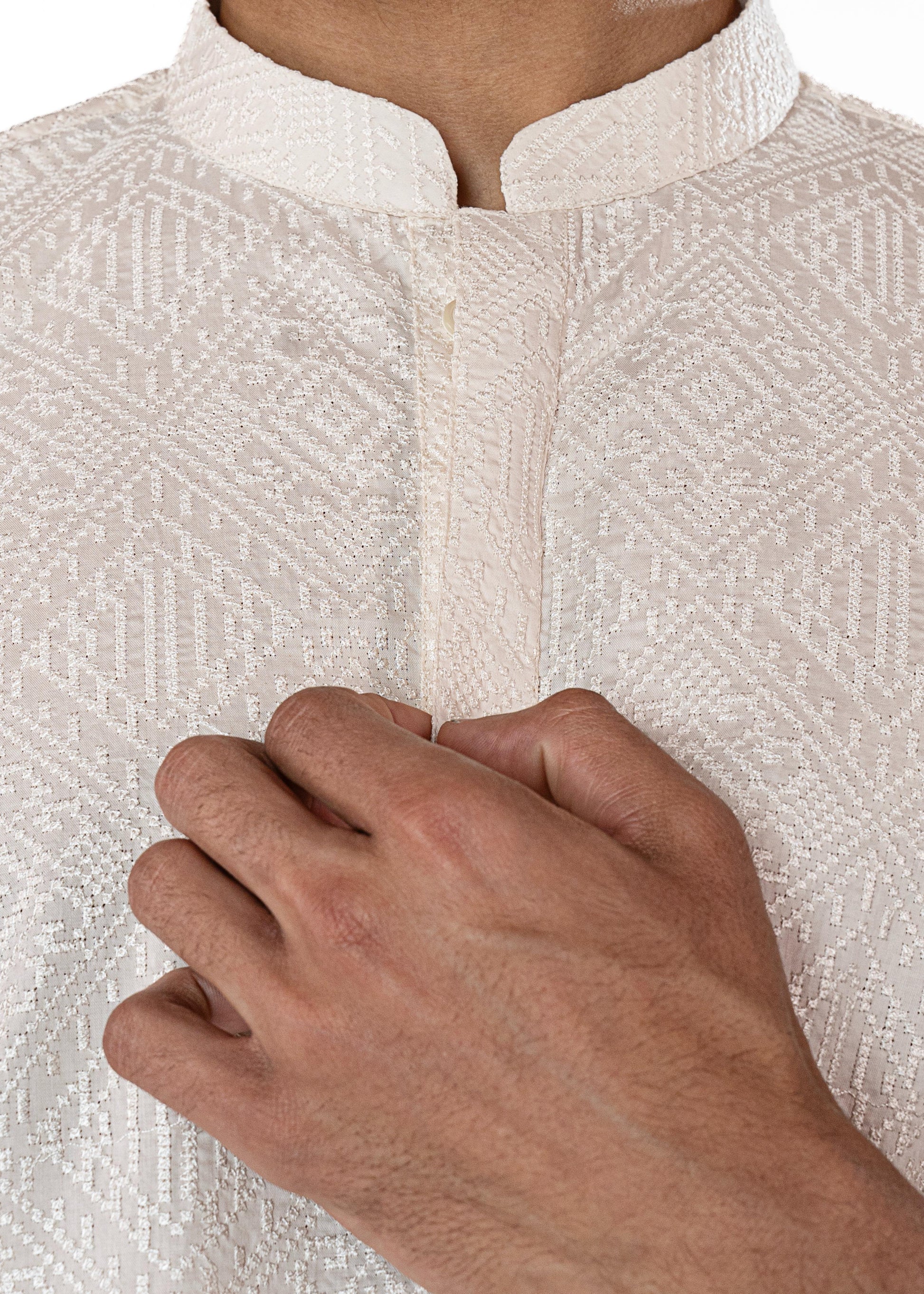 Off-White Embroidered Kurta in Cross-Stitch Pattern